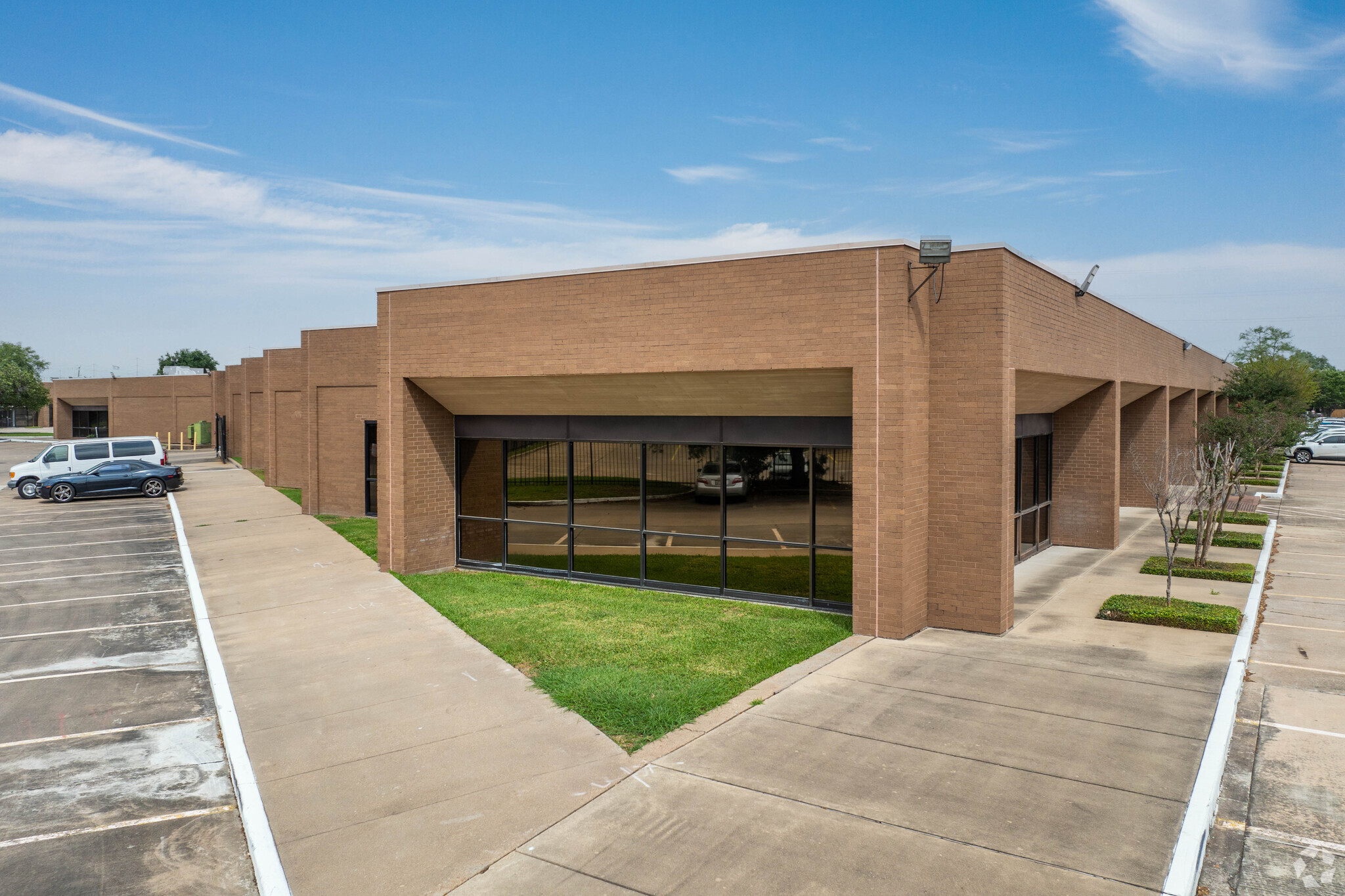 10161 Harwin Dr, Houston, TX for lease Primary Photo- Image 1 of 6