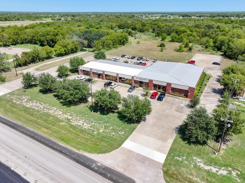 2525 E Highway 175, Kaufman, TX à vendre - Photo du bâtiment - Image 3 de 17