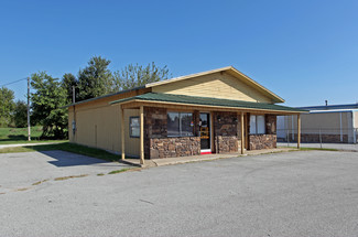 Plus de détails pour 121 N Bloomington Rd, Lowell, AR - Vente au détail à vendre