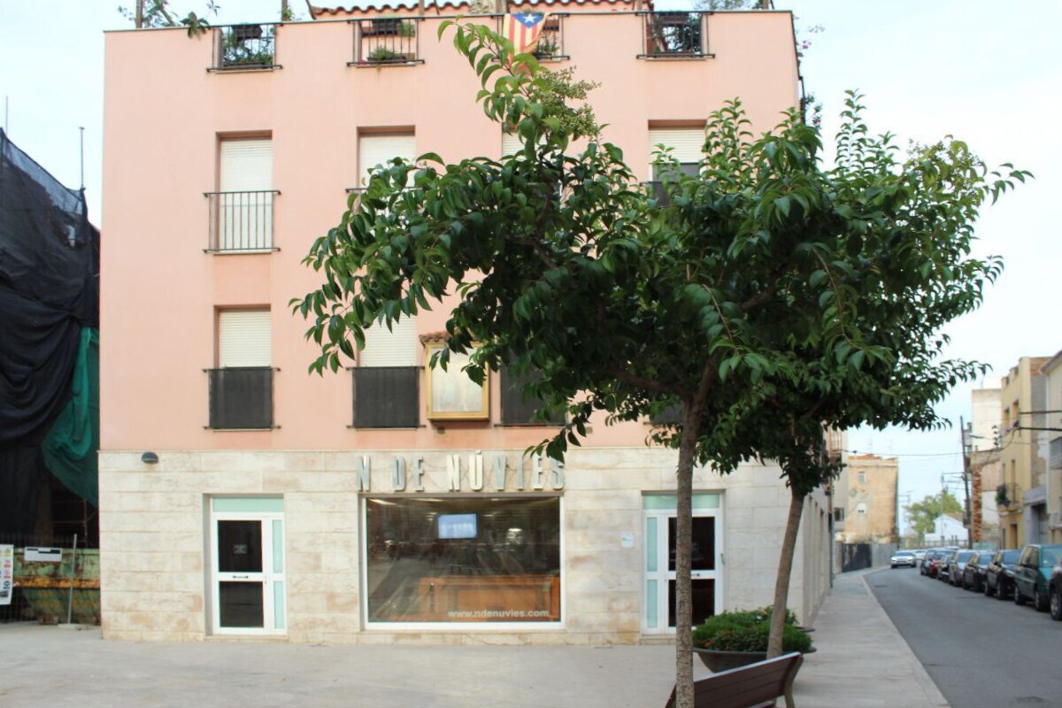 Immeuble residentiel dans Amposta, Tarragona à vendre Photo du bâtiment- Image 1 de 2