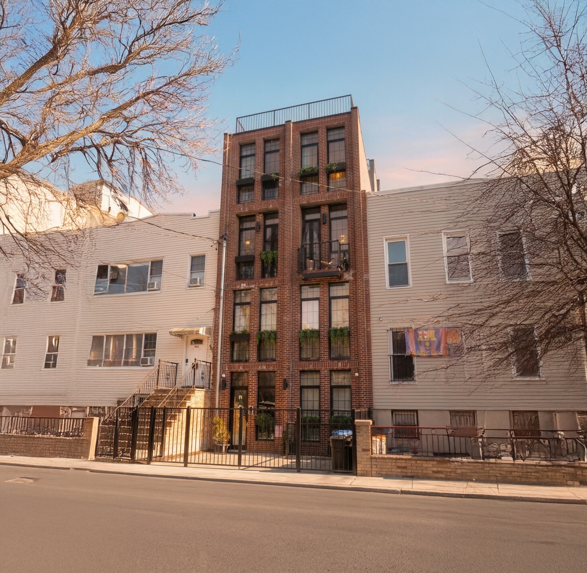 452 Harman St, Brooklyn, NY à vendre Photo du bâtiment- Image 1 de 6