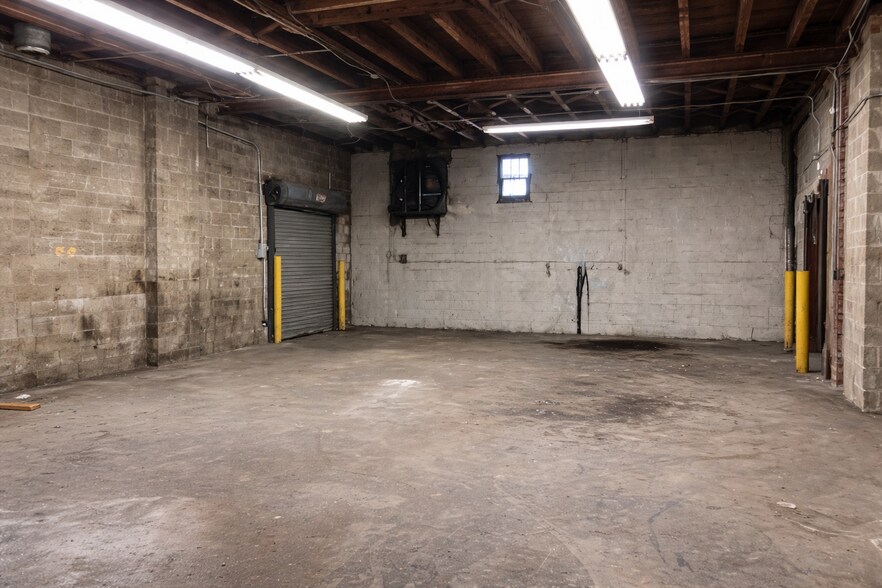 733-743 Livonia Ave, Brooklyn, NY à vendre - Photo du bâtiment - Image 3 de 7