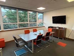 3 Scott Dr, Altrincham à louer Photo intérieure- Image 2 de 4