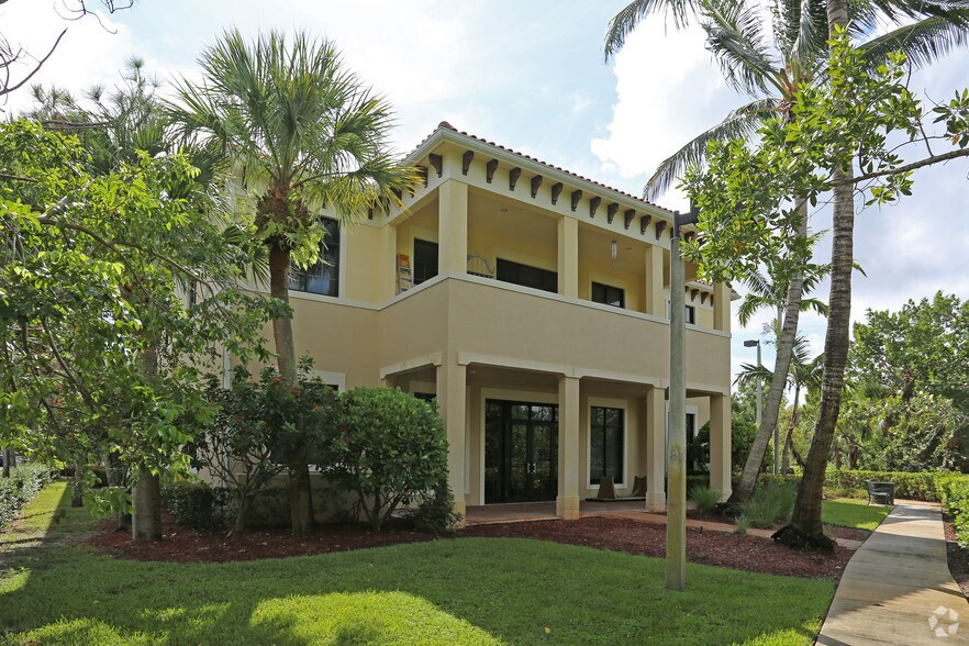 1015 W Indiantown Rd, Jupiter, FL à louer - Photo du bâtiment - Image 2 de 13
