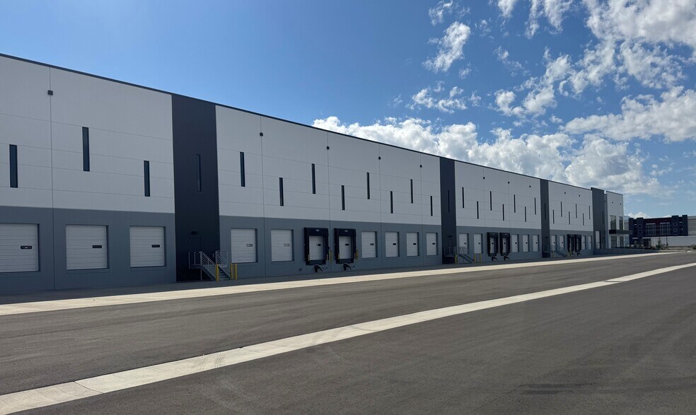 1509 S Gustin Rd, Salt Lake City, UT à louer - Photo du bâtiment - Image 3 de 4