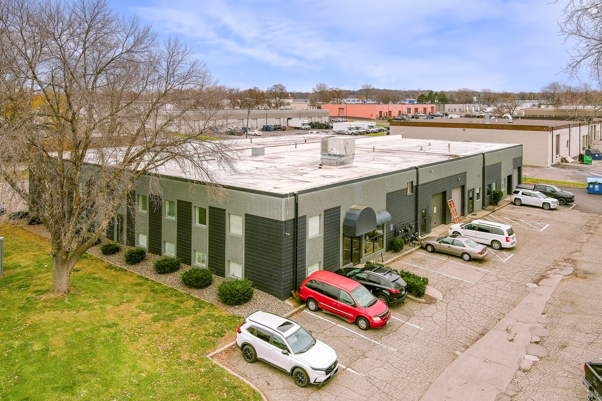 1001 Cliff Rd E, Burnsville, MN for sale Building Photo- Image 1 of 1