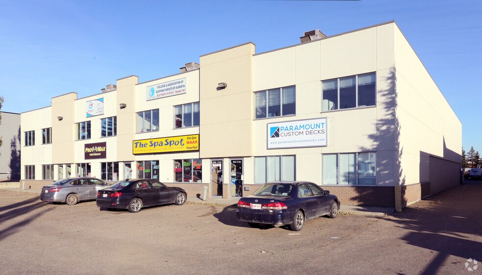 9620 51st Ave NW, Edmonton, AB à vendre - Photo principale - Image 1 de 1