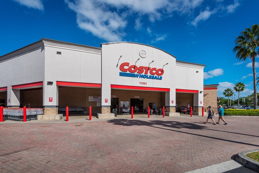 11001 Southern Blvd, Royal Palm Beach, FL à louer - Photo du bâtiment - Image 3 de 12