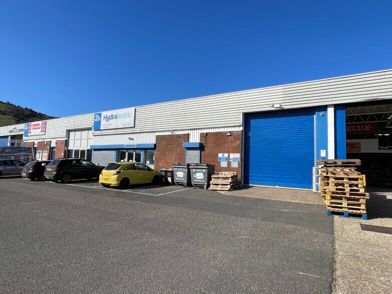 2 Park Farm Industrial Estate, Folkestone for lease - Building Photo - Image 2 of 2