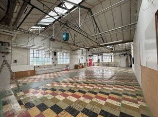 Plus de détails pour Eastern Av, Dunstable - Industriel à vendre
