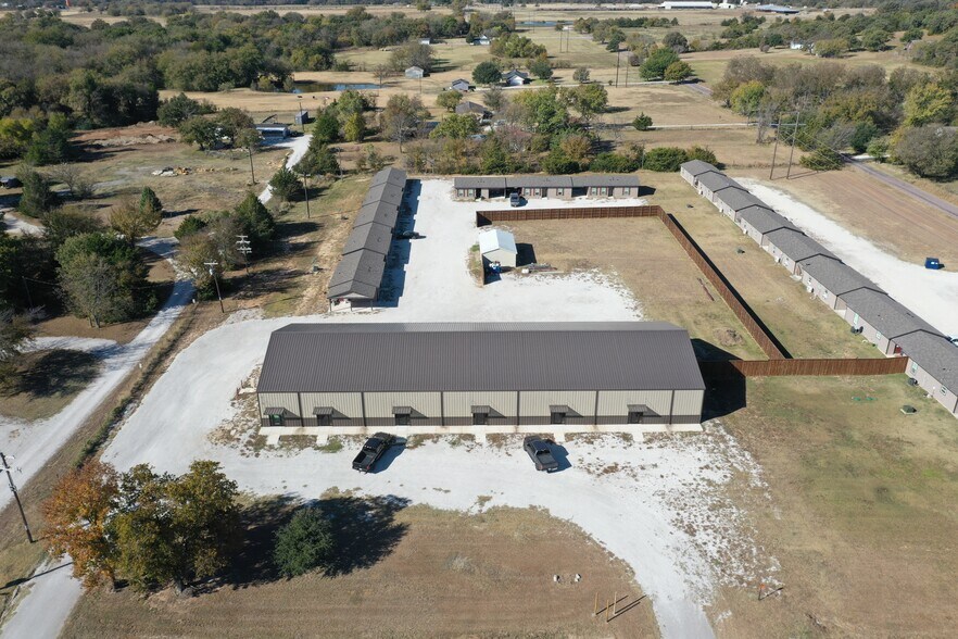 615 FM 371, Gainesville, TX à louer - Photo du bâtiment - Image 2 de 39