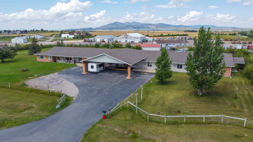 80007 US Highway 87, Lewistown, MT à vendre - Photo du bâtiment - Image 2 de 30