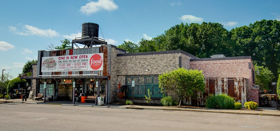 8205 W Broad St, Richmond, VA à vendre - Photo du bâtiment - Image 3 de 45