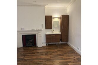 13 Waterloo Rd, Wolverhampton for lease Interior Photo- Image 1 of 3