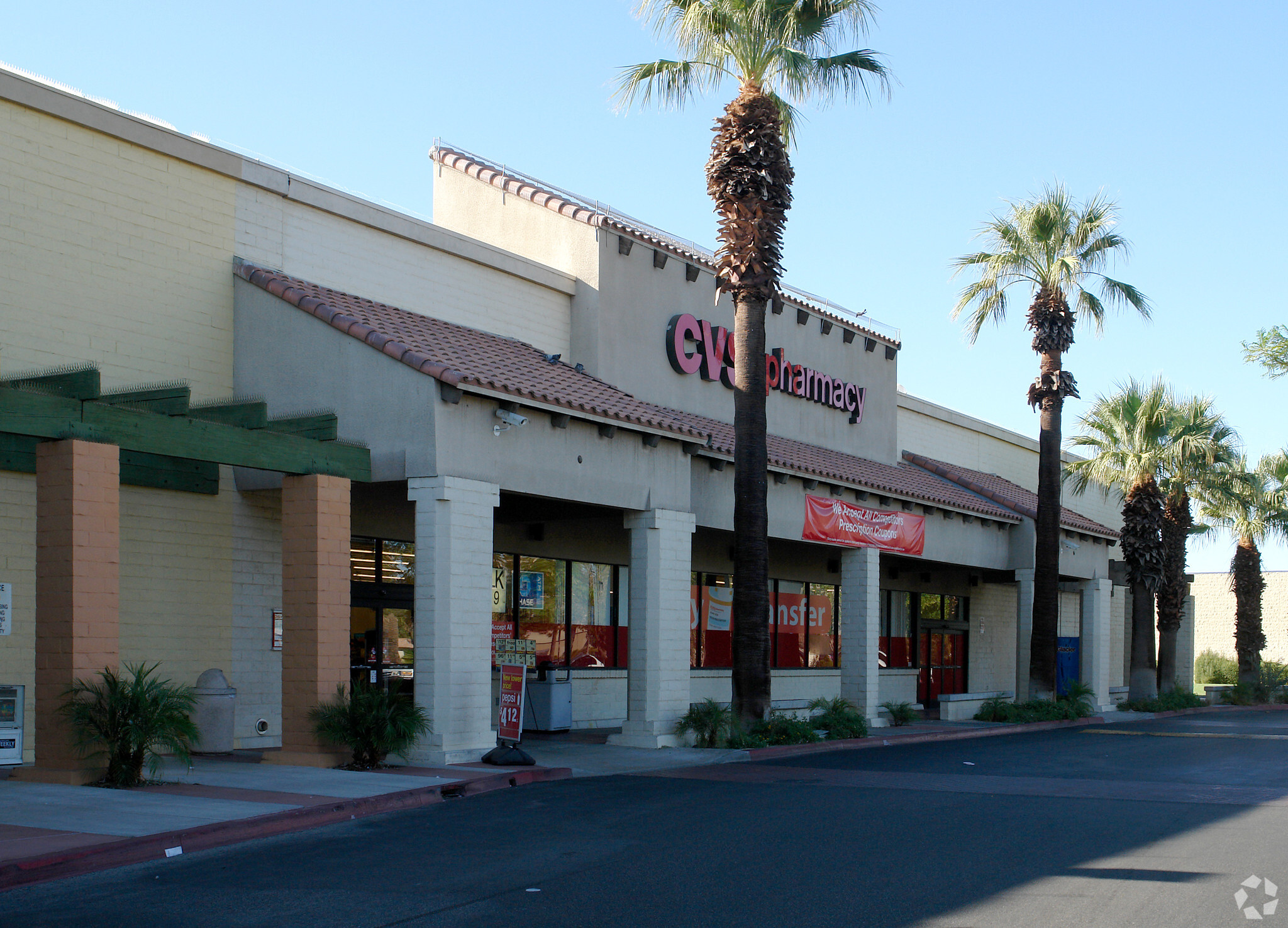 31375-31875 Date Palm Dr, Cathedral City, CA for lease Primary Photo- Image 1 of 10