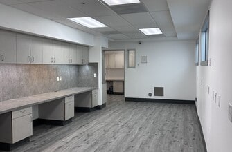 8158 Beverly Blvd, Los Angeles, CA for sale Interior Photo- Image 2 of 2