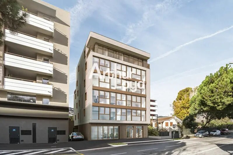 Office in Nice for sale Building Photo- Image 1 of 21