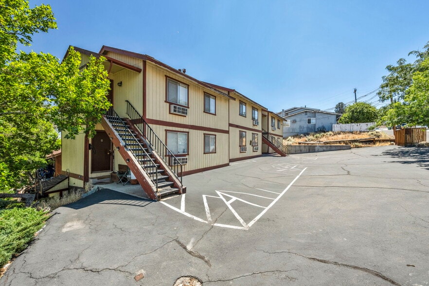 330 Talus Way, Reno, NV à vendre - Photo du bâtiment - Image 2 de 30