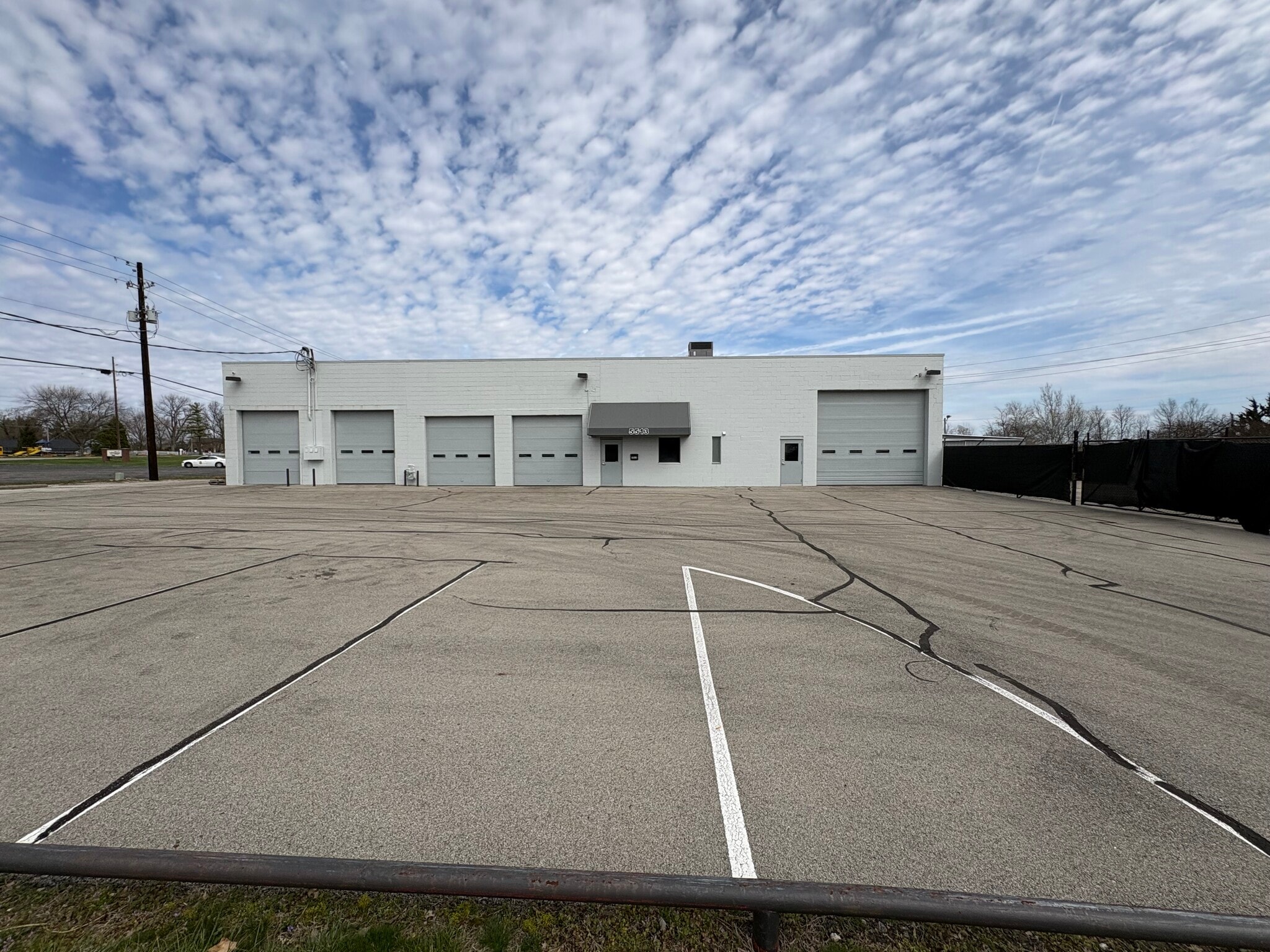 5513 N Oxford St, Indianapolis, IN for lease Building Photo- Image 1 of 1