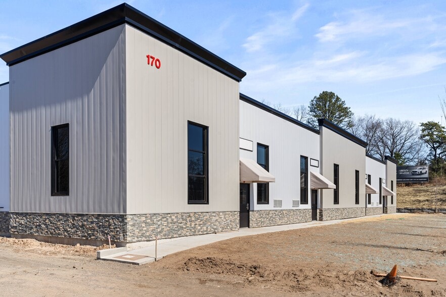 170 Scott Swamp rd, Farmington, CT for lease - Building Photo - Image 2 of 11