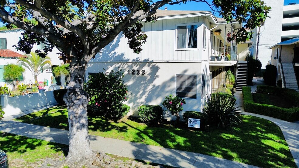 1233 14th St, Santa Monica, CA à vendre - Photo du bâtiment - Image 2 de 11