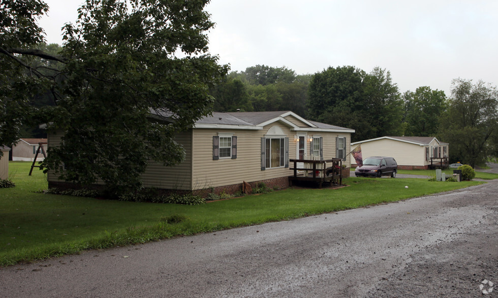 1037 Barkeyville Rd, Grove City, PA for sale - Primary Photo - Image 1 of 10