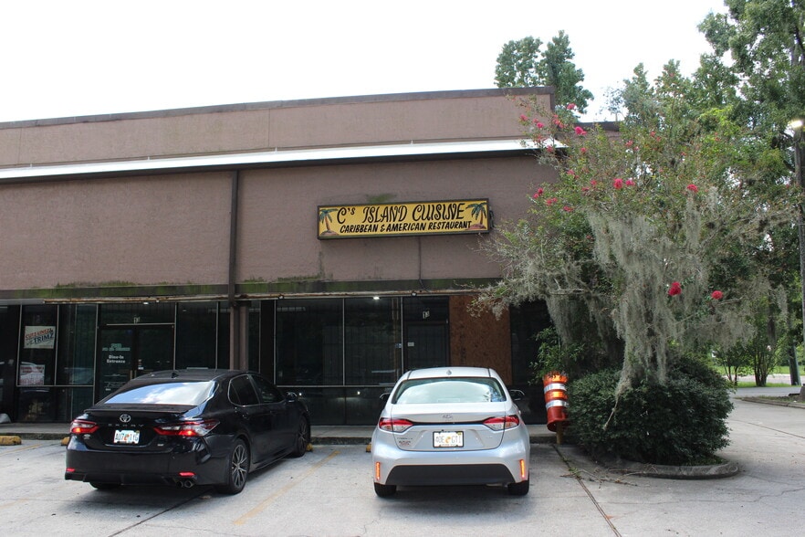 6050 Moncrief Rd, Jacksonville, FL for lease - Building Photo - Image 2 of 11