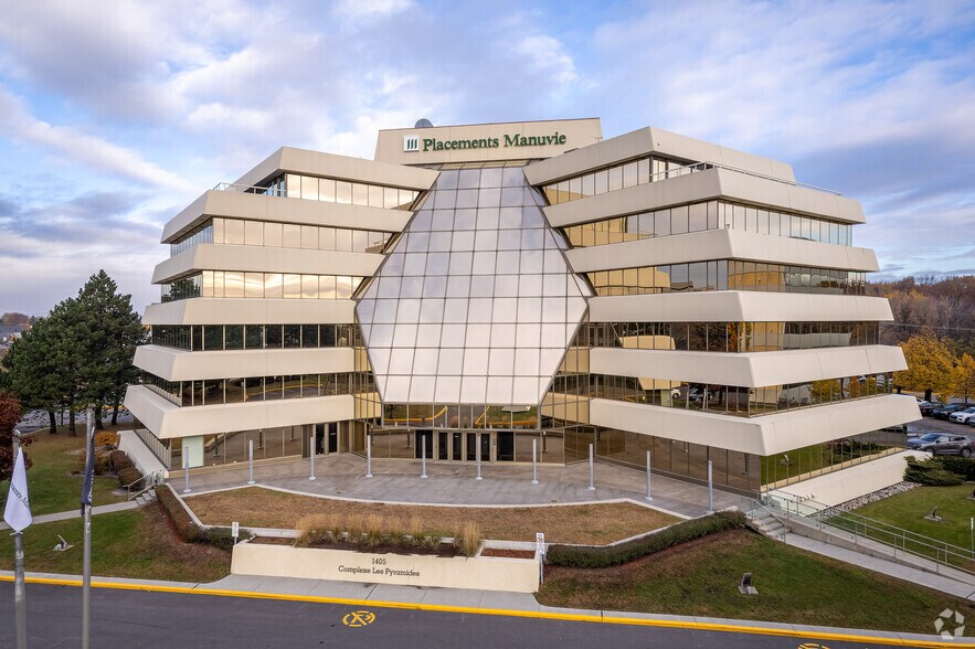 1405 Hwy Trans-Canada, Dorval, QC à vendre - Photo principale - Image 1 de 1