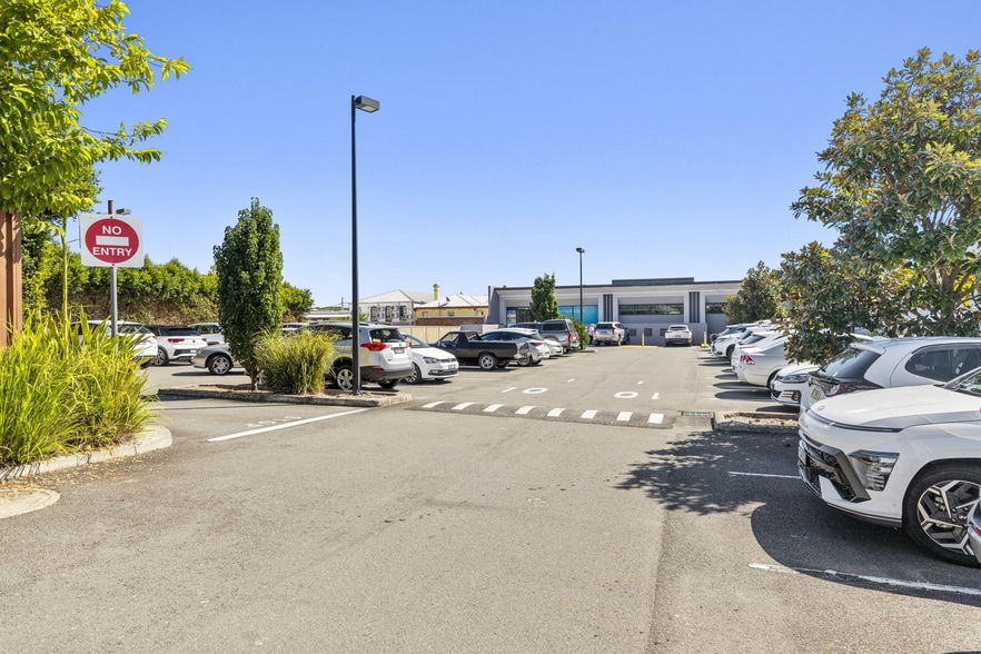 73-75 Cowper St, Wallsend for lease - Building Photo - Image 3 of 3