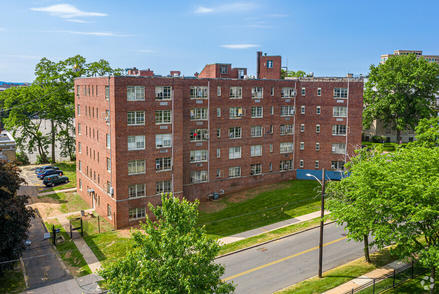 98 Garden St, Hartford, CT à vendre - Photo principale - Image 1 de 1