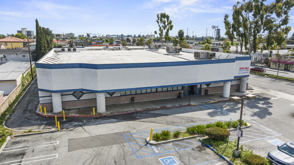 7859 Firestone Blvd, Downey, CA for lease - Building Photo - Image 2 of 16