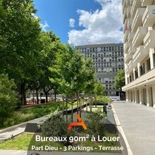 10 Rue Des Cuirassiers, Lyon for lease Interior Photo- Image 1 of 5