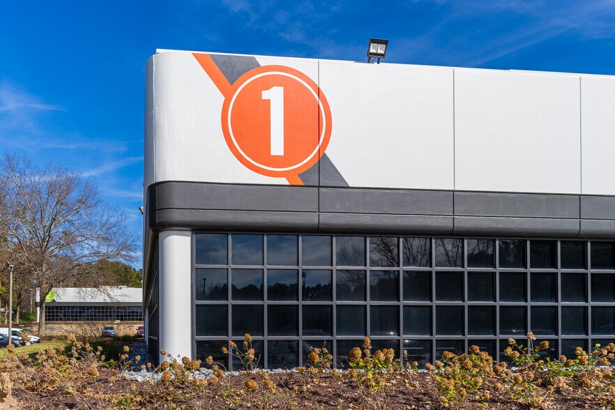 1000 Holcomb Woods Pky, Roswell, GA à louer - Photo du bâtiment - Image 1 de 15