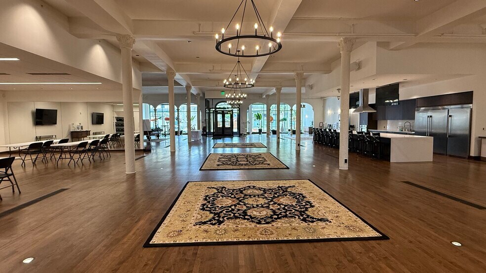 2007 N Martin Luther King Dr, Milwaukee, WI à vendre - Photo intérieure - Image 2 de 13