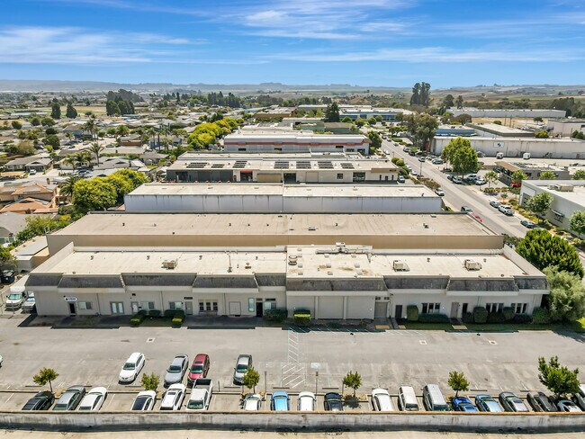 More details for 41 Hangar Way, Watsonville, CA - Industrial for Sale