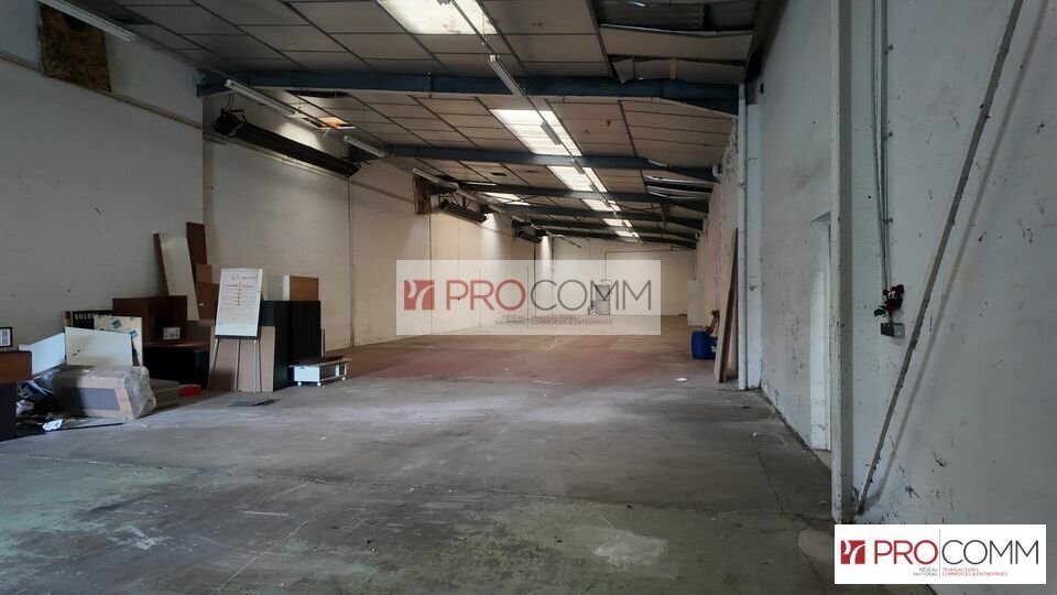 Retail in Chartres for lease - Interior Photo - Image 3 of 8