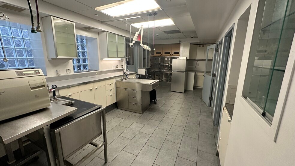 297 W 112th St, New York, NY à louer - Photo du bâtiment - Image 2 de 13