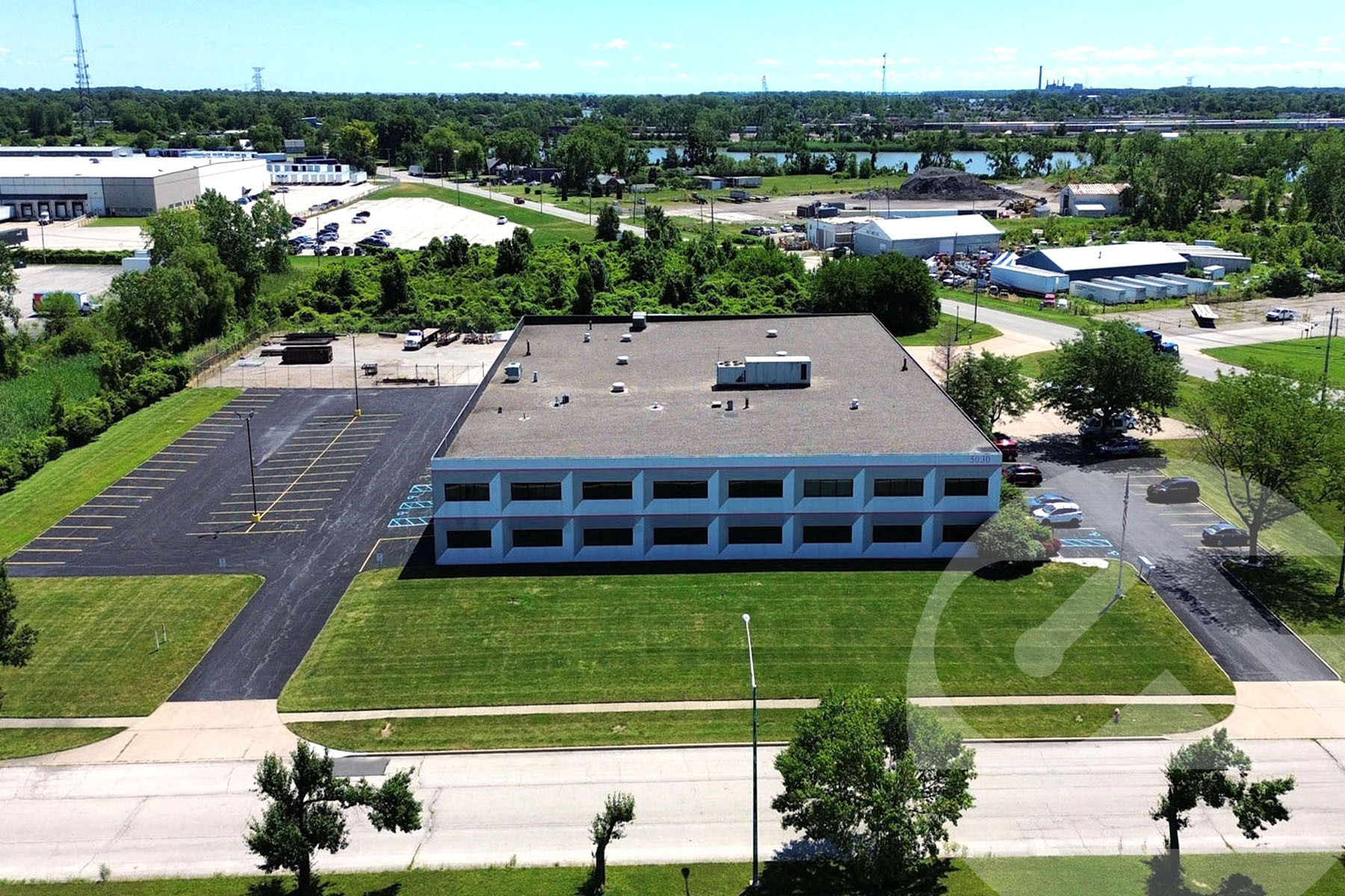 1333 Matzinger Rd, Toledo, OH for lease Building Photo- Image 1 of 2