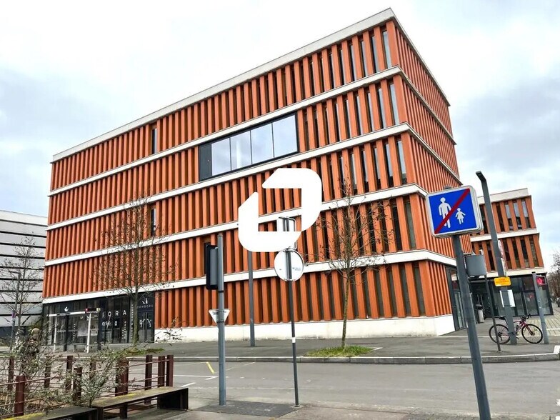 2/4 Avenue Des Saules, Lille à louer - Photo du bâtiment - Image 1 de 8