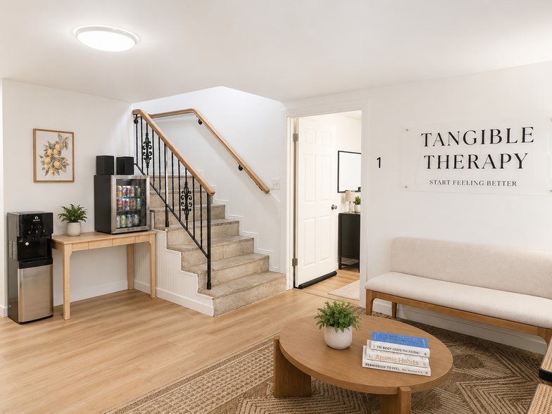 63 N 300 E, Provo, UT à vendre - Photo du bâtiment - Image 2 de 36