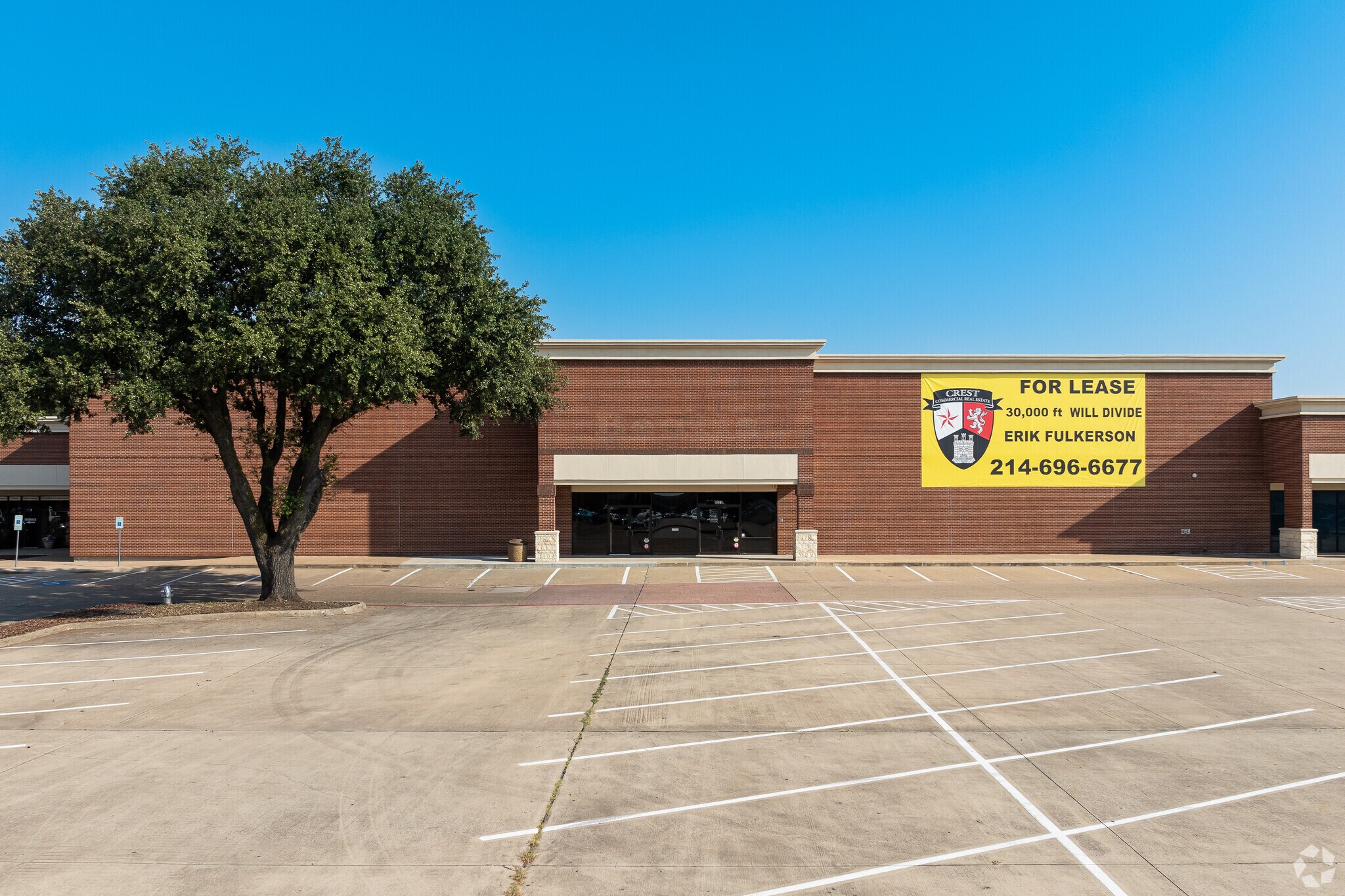 901 N Polk St, DeSoto, TX à louer Photo du bâtiment- Image 1 de 35