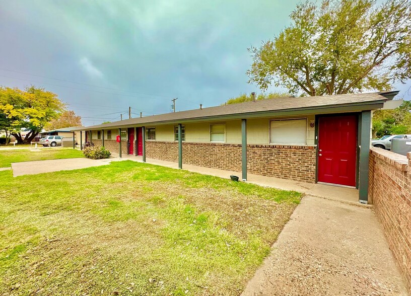 1107 52nd St, Lubbock, TX à vendre - Photo du bâtiment - Image 3 de 8