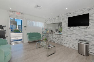 731 SW 64th Ct, Miami, FL for lease Building Photo- Image 1 of 48