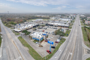 San Jacinto Plaza - Convenience Store