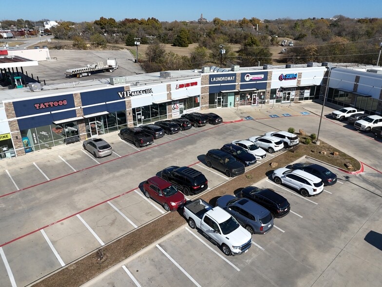 1401 S US Highway 81-287, Decatur, TX à louer - Photo du bâtiment - Image 2 de 5