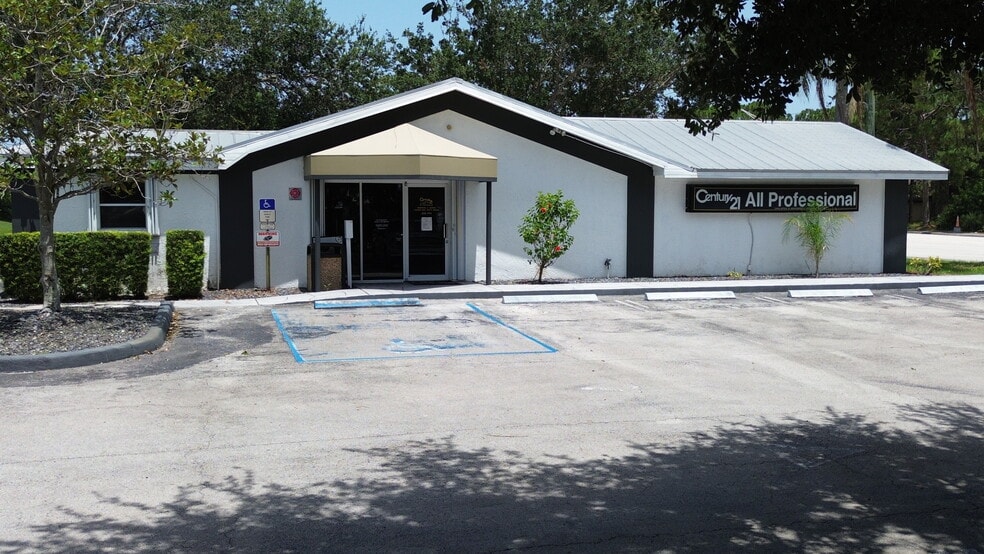 1399 SE Port St Lucie Blvd, Port Saint Lucie, FL for lease - Building Photo - Image 3 of 34