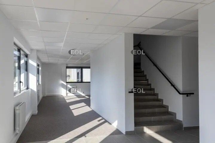 Flex in Ézanville for sale - Building Photo - Image 2 of 7