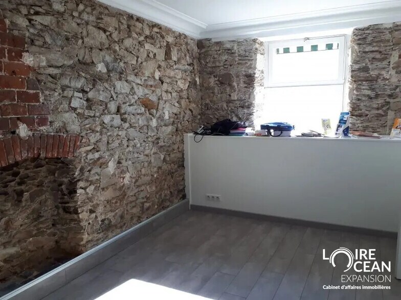 Commerce de détail dans Nantes à louer - Photo intérieure - Image 2 de 4
