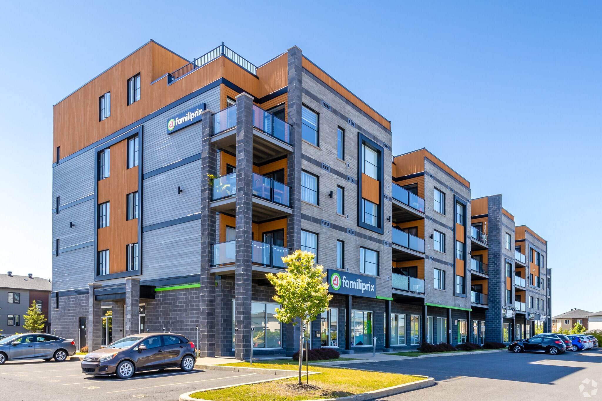 1499 Ch De Chambly, Carignan, QC à vendre Photo principale- Image 1 de 5