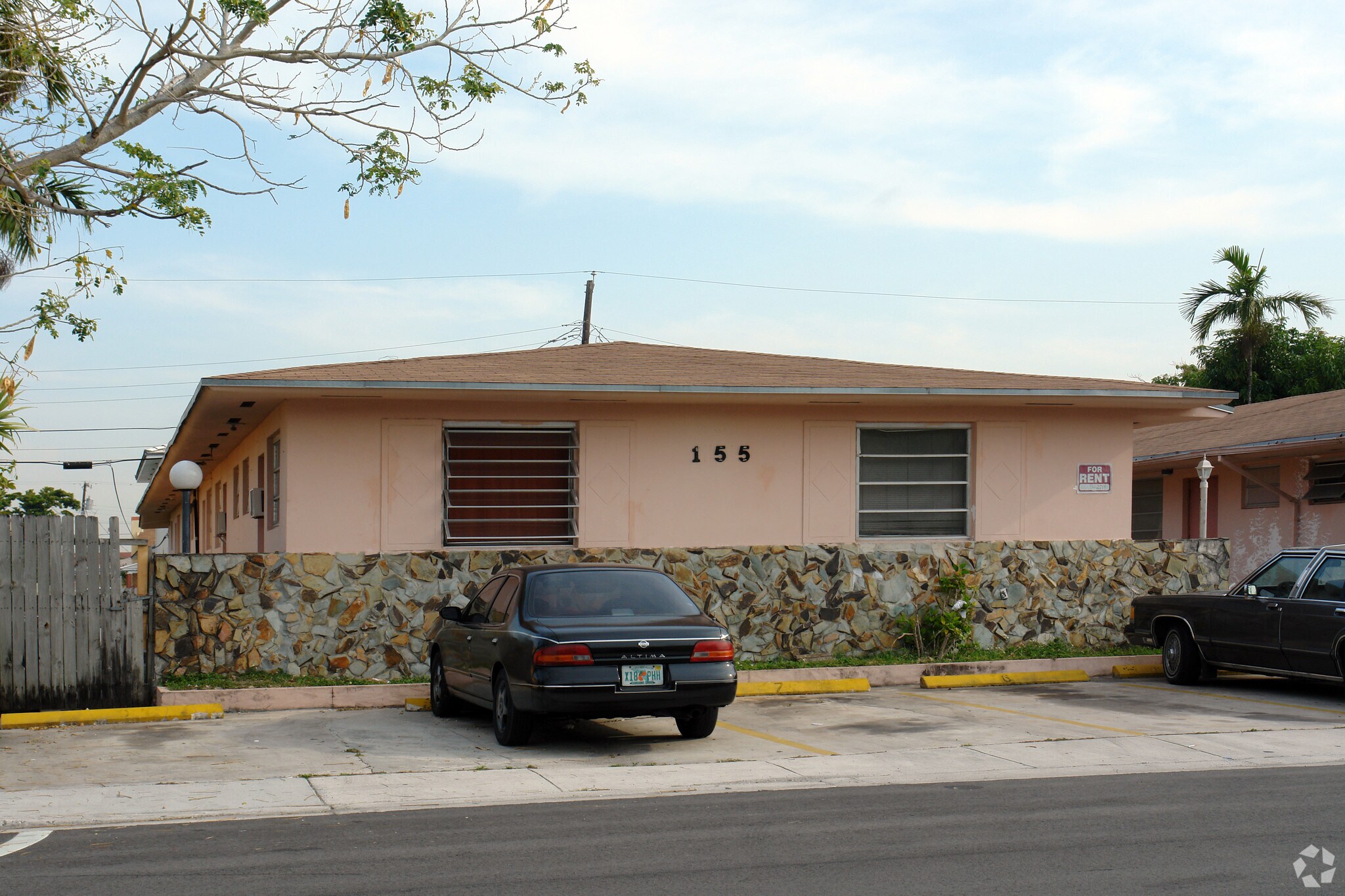 155 W 5th St, Hialeah, FL à vendre Photo principale- Image 1 de 3
